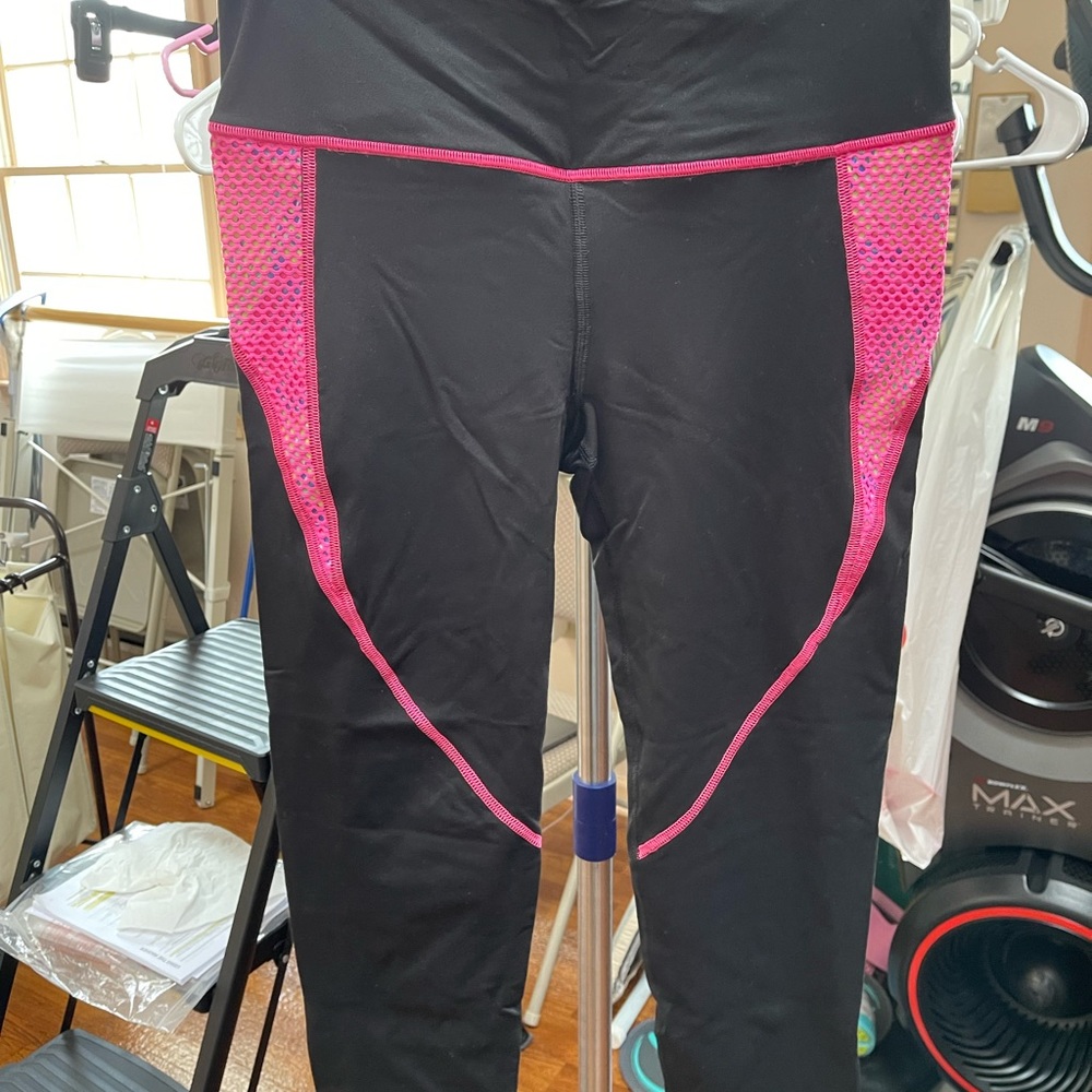 Victoria Secret Spandex Crop Legging